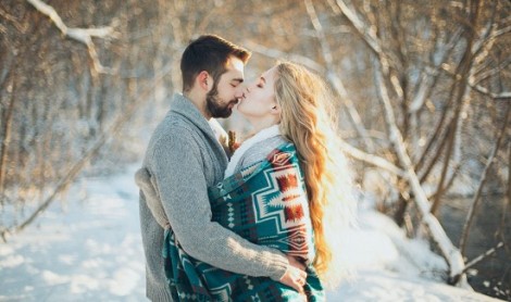 5 tips για περιπετειώδες σεξ τον χειμώνα (κι ας κάνει κρύο)